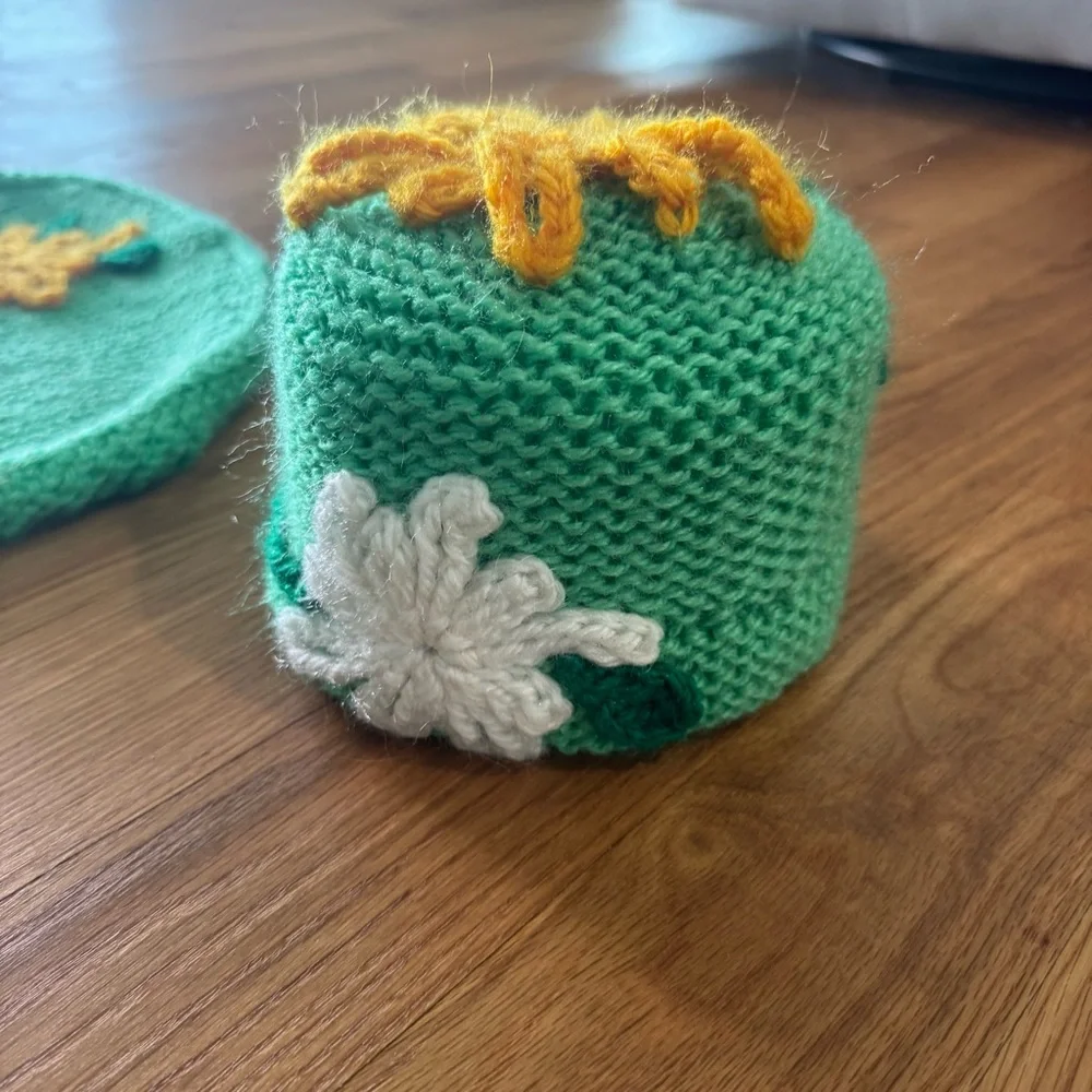 Vintage Hand Knit Crochet Bathroom Set – 3 Pieces, Green with Flowers
